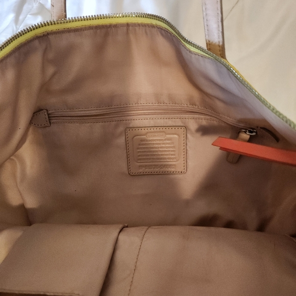 Yellow Coach Purse - Picture 14 of 16